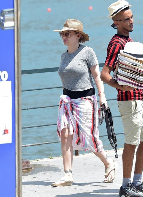 Alyssa Milano ポルノスター ホット 写真