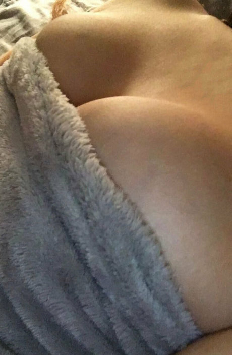 missgeorgie99 セクシーモデル 写真