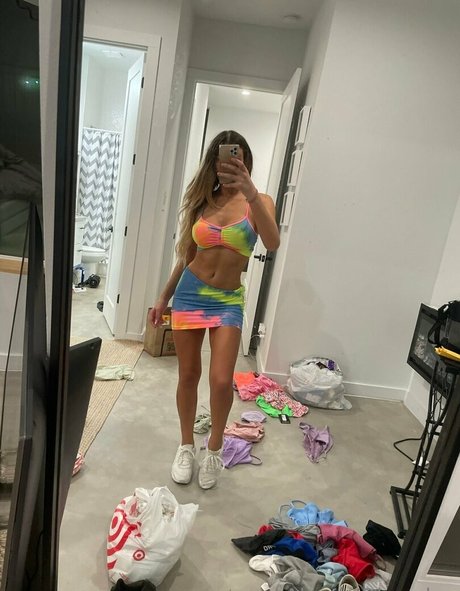 alyssa rhoades アダルトモデル 画像