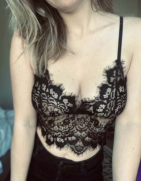jenna roe ポルノスター ヌード 画像