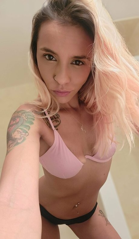 xkaramelbabyx ホットなポルノスター 画像