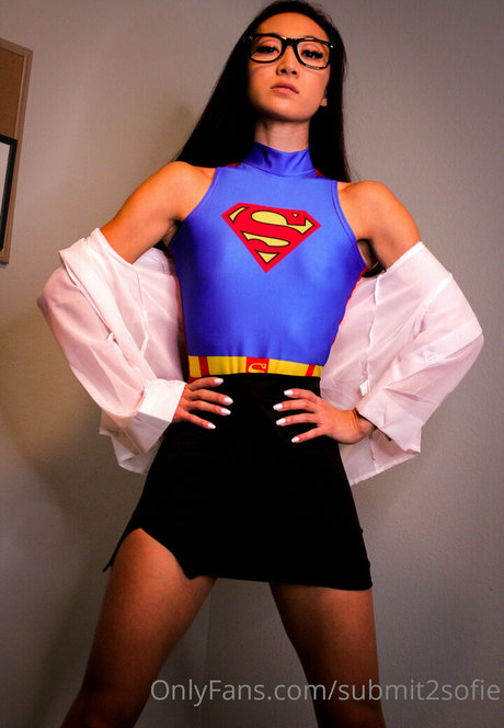 submit2sofie 美しい女優 写真