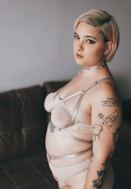 アナルヌードOnlyFans 裸 画像