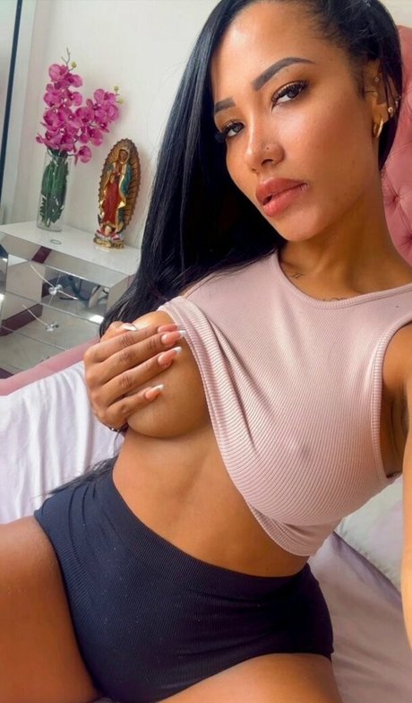 Erika Gomez アートスター 画像