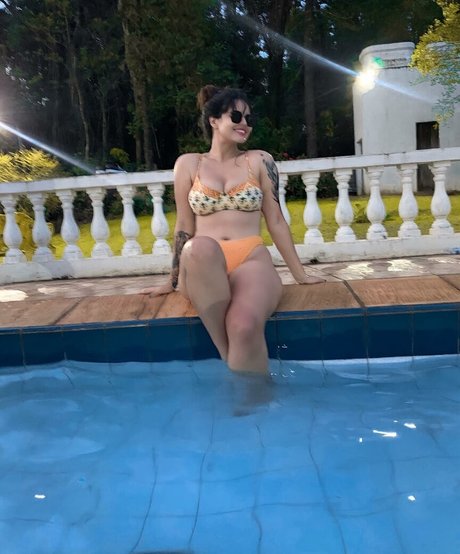Robertadbrito セクシーモデル ギャラリー