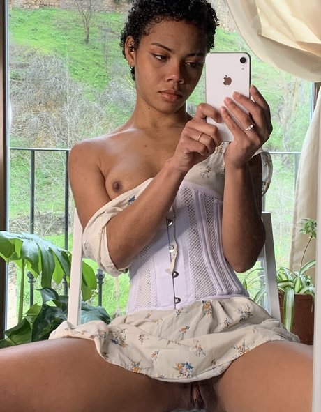 freyalasirenn セックスモデル 写真