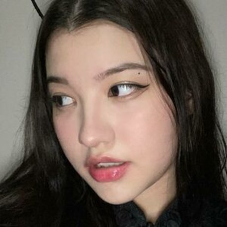 Clarettee ポルノスター 美しい 写真
