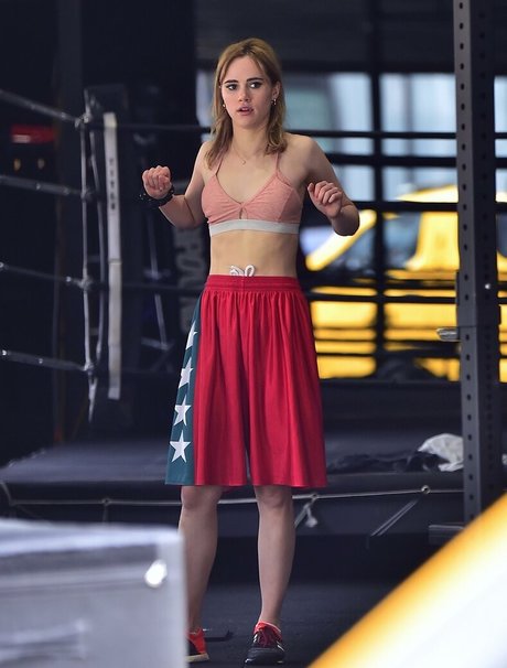 Suki Waterhouse トップスター 写真