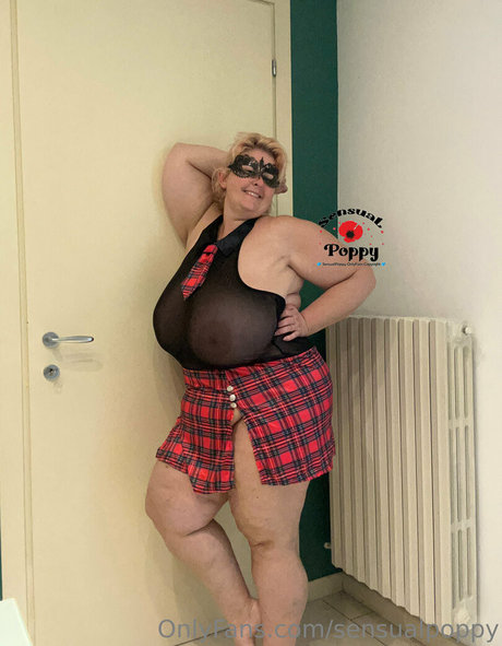 sensualpoppy アートスター 写真