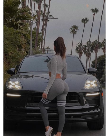Coco Nadia アートモデル 写真