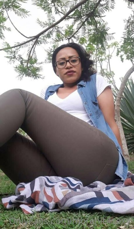 luisacamila ポルノスター トップ 画像