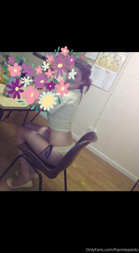 ディスコード トランス OnlyFans アートヌード 写真