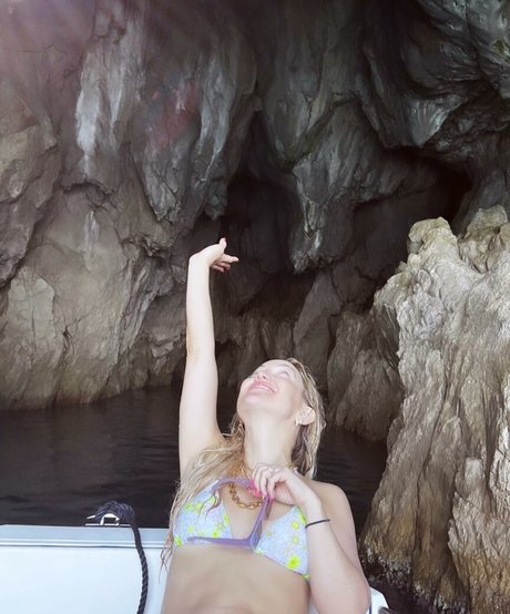 Kate Hudson 裸のポルノスター 写真