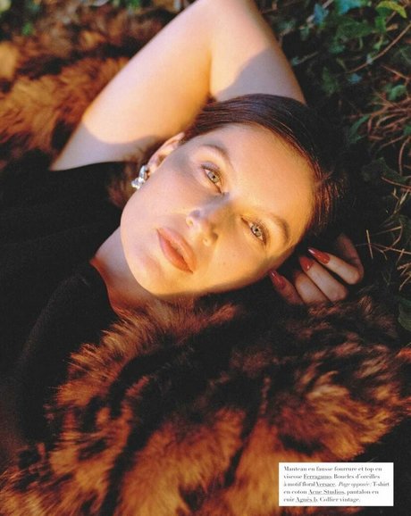 Laetitia Casta エロティックなモデル 写真