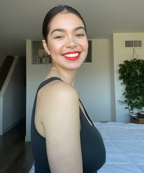 Aulii Cravalho 完璧なスター 写真