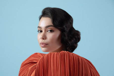 Aulii Cravalho アートスター 写真