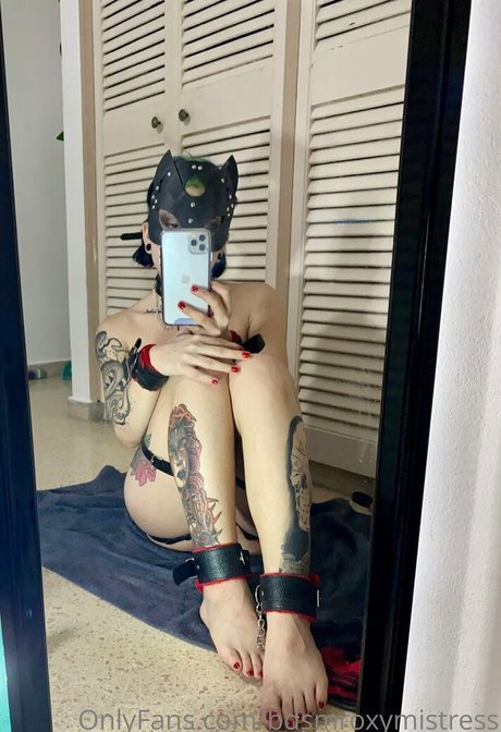 mistressroxybdsm 最高のポルノスター 写真