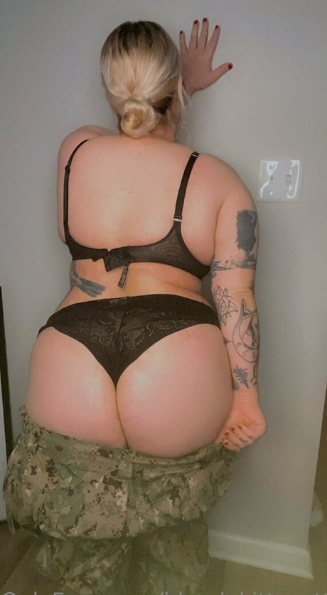 blondekittycattt ホットモデル 画像