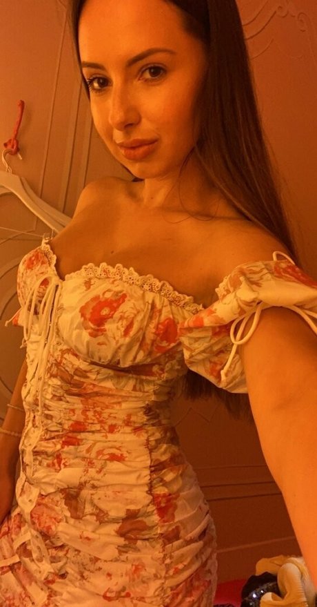 mollina rae xxxモデル 画像