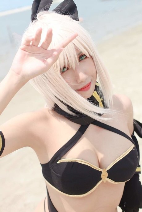 Refeen セクシーモデル 写真