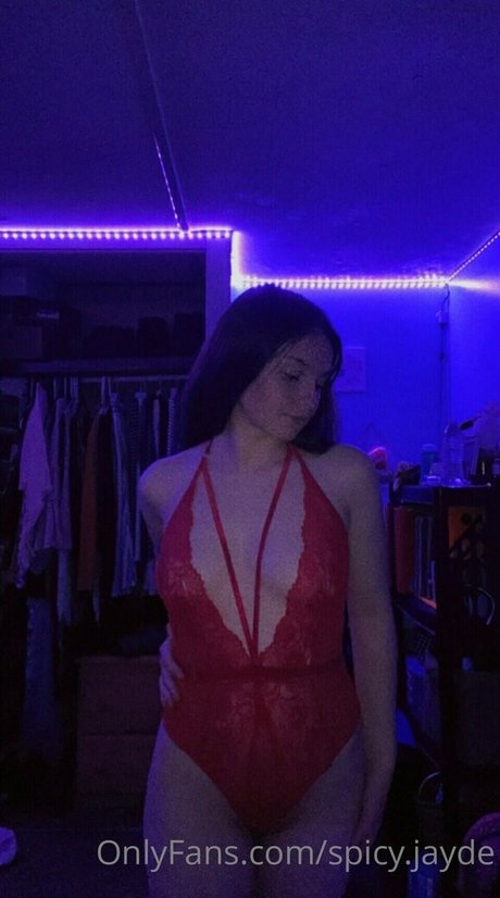 Spicy Jade 最高の女優 画像