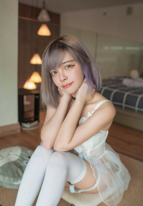 Le Josette スター ヌード アーカイブ