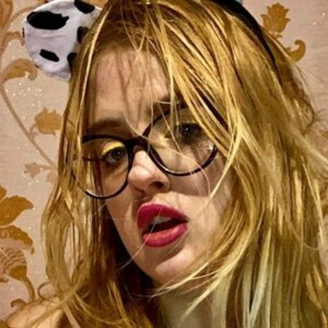 lissafreepage ポルノスター アート 写真
