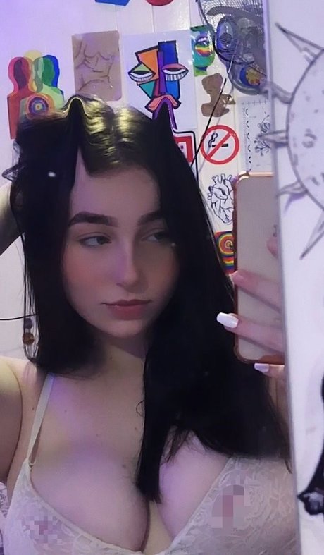 Rayana Silveira ポルノスター パーフェクト 画像