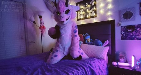 kinkypinkkitty ポルノモデル 画像