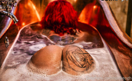 roxikeogh 裸のポルノスター 写真