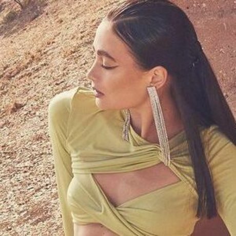 marina mazepa スター 写真