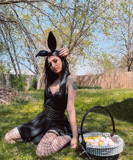 Alison Rainer ポルノモデル 写真