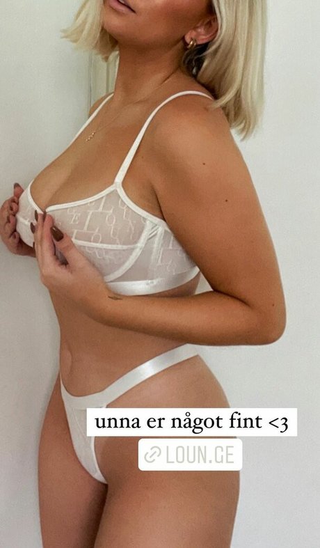 Swedish Tuva Osgard 最高のポルノスター 画像