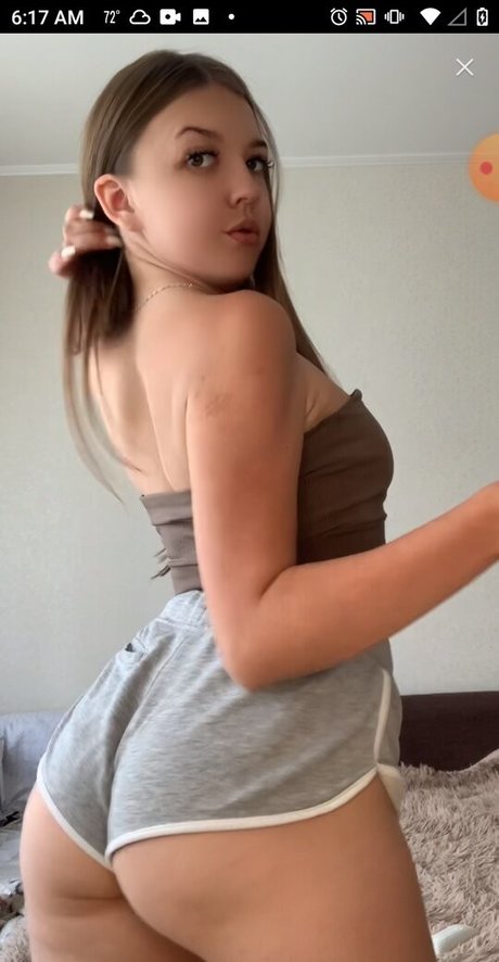 Dasha sim 美しいスター 写真