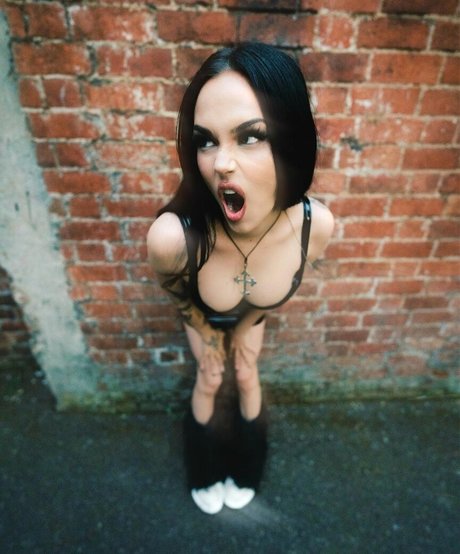 Maggie Lindemann トップスター 写真