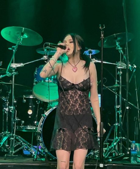 Maggie Lindemann アダルトモデル 画像
