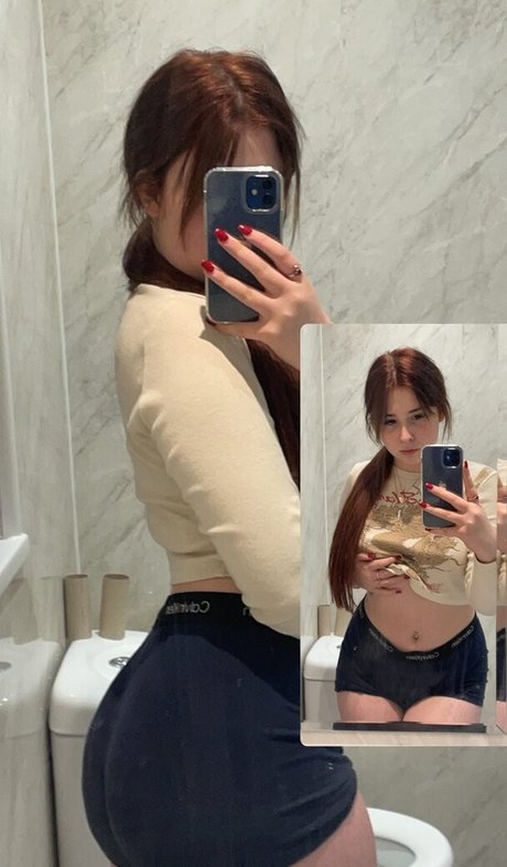 ig francesca xx ポルノモデル 写真
