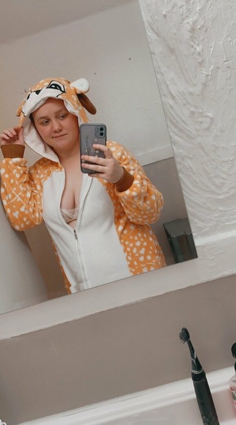 hunnybeesarecool ポルノスター 無料 写真