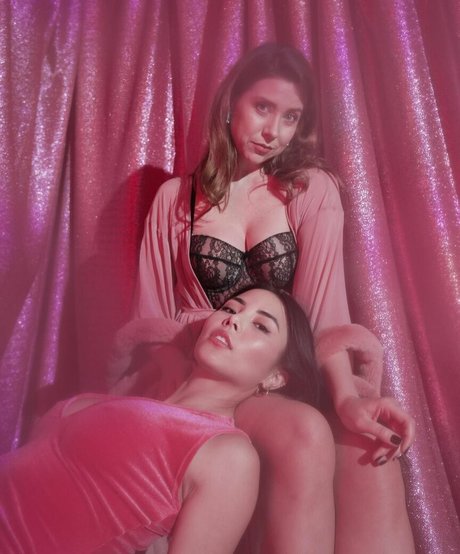 Hazel Hayes 素敵なモデル 写真