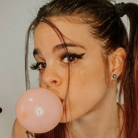 Shegavemethree セクシーなスター 写真