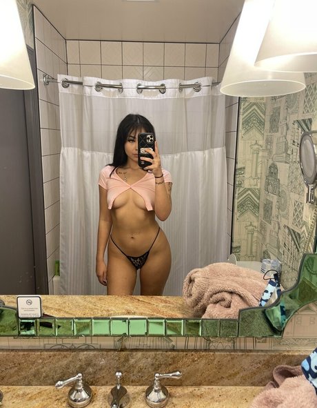 bectheebarbie ホットなスター 写真