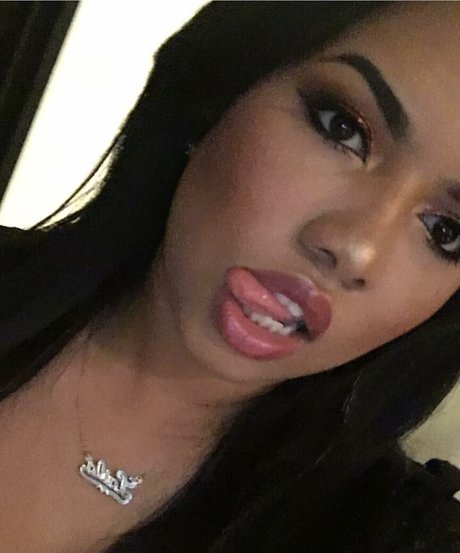 thelailalove ポルノスター 画像