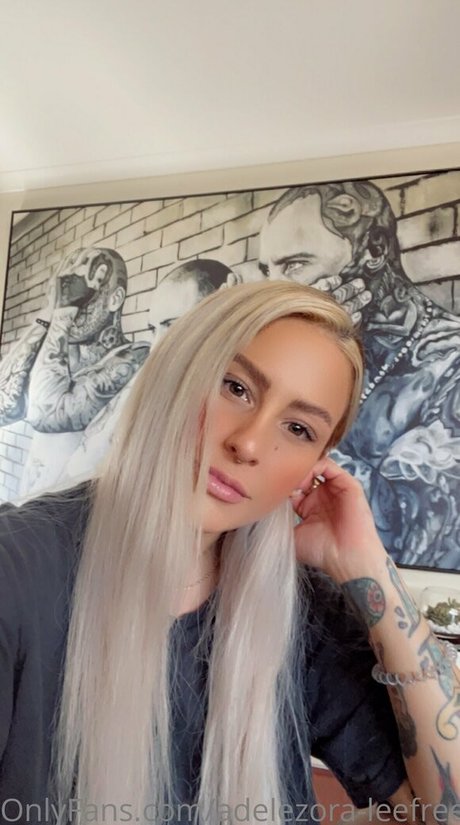 adelezora leefree ヌードモデル 写真