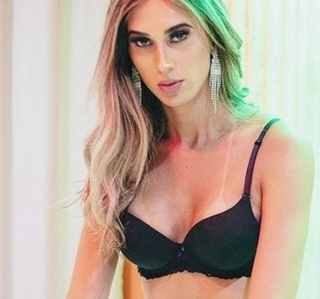 Nathalia Bahls ポルノスター パーフェクト 写真