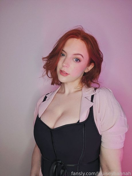 louiseyhannah セックス女優 写真