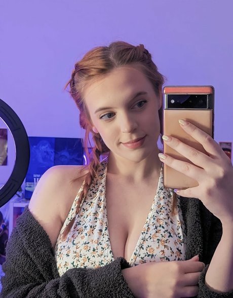 louiseyhannah HDポルノスター 写真