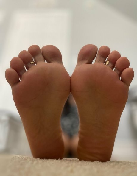 paisitafeetpao 可愛いモデル 画像