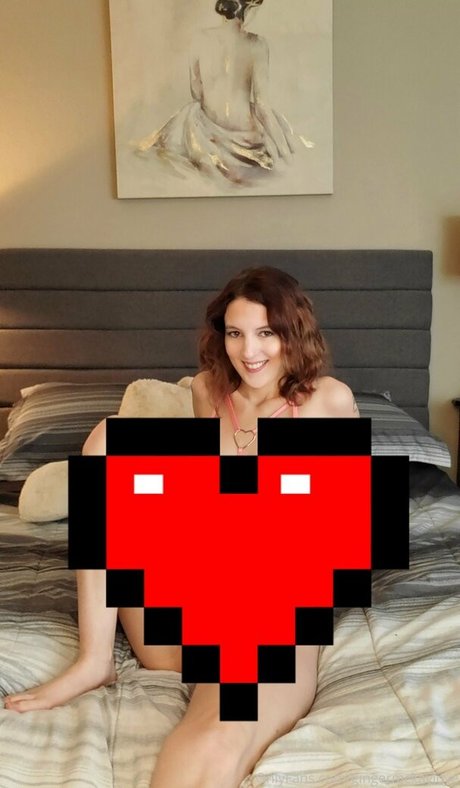 gingermckaylove 裸のモデル 画像