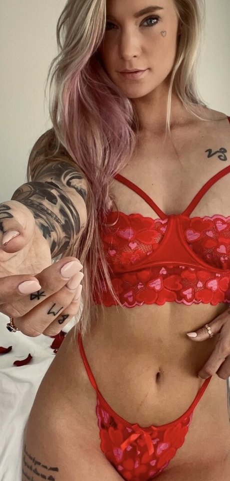 Krista M Arie かわいいスター 写真