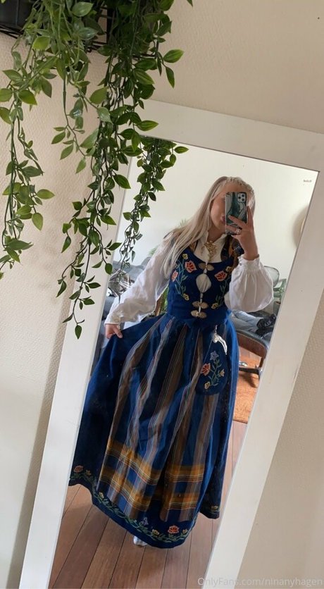 ninanyhagen セクシーモデル 画像